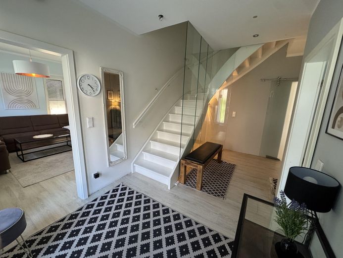 Eingangsbereich mit Treppe