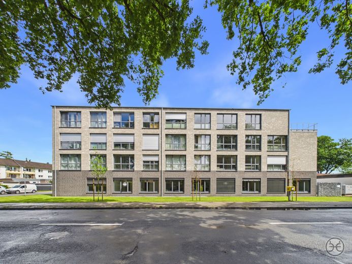 Bürofläche in Frequenzlage von Kreyenbrück // Erstbezug // Kreyenbrück // Oldenburg – Eden-Ehbrecht-Immobilien_Gewerbe_Bürofläche_Vermietung_004