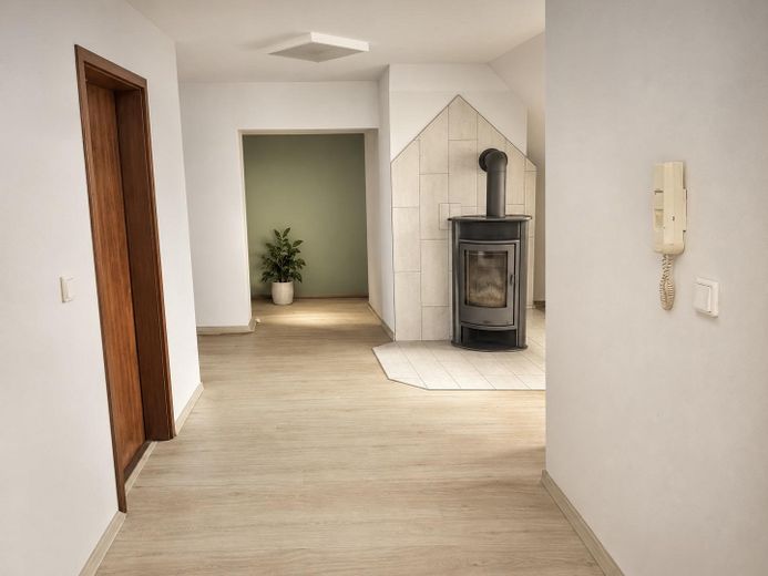 Großes Einfamilienhaus/Mehrgenerationshaus – Foto 9
