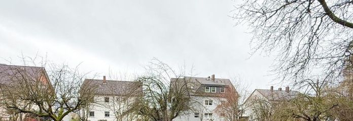 IHR TRAUM BEGINNT HIER