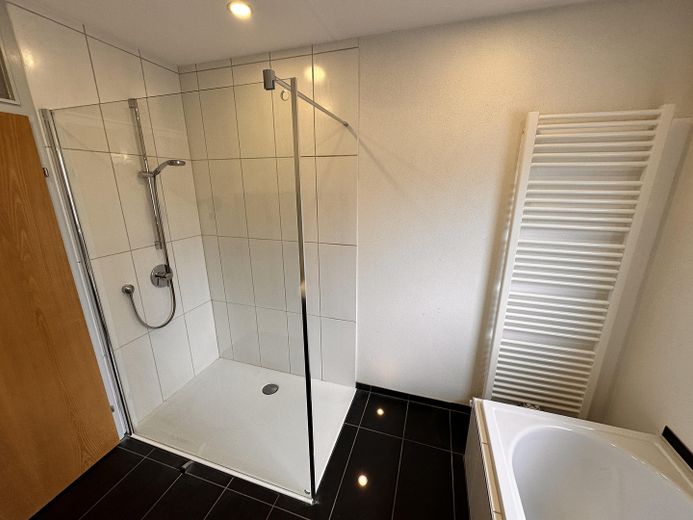 Großzügiges Einfamilienhaus mit Einliegerwohnung auf weitläufigem Eckgrundstück – Foto 26