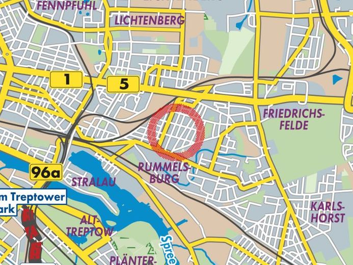IMMOBERLIN.DE - लिक्टेनबर्ग के मांग वाले स्थान पर किराए पर दी गई गैरेजों वाली इष्टतम भूमि – फोटो 1