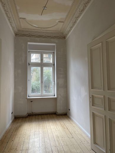 Esclusivo appartamento di 5 locali completamente ristrutturato con finiture di pregio, giardino, area barbecue e parco giochi – Foto 15