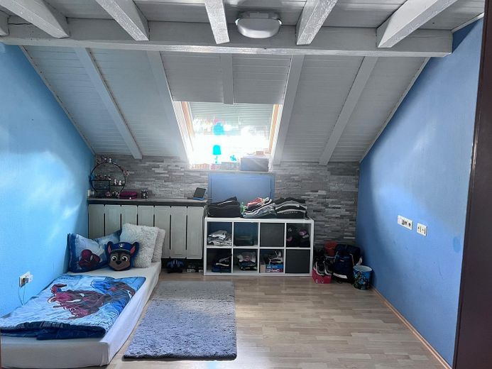 Жизнь в тихом районе частных домов в Неккартенцлингене – Kinderzimmer 2