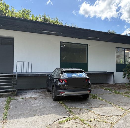Modernized commercial hall with office in Remscheid – Foto 2
