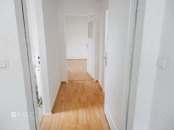 Commercial property with high return and potential – Flur DG Vorderhaus