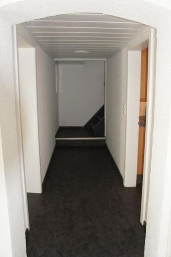 ** RENOVIERTES EINFAMILIENHAUS - IN RUHIGER LAGE IN SELBACH ** – Bild 13