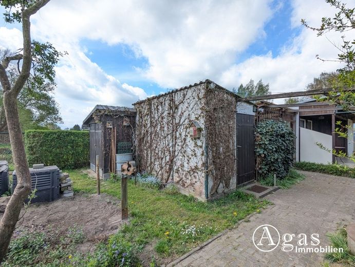 Großes Gartengrundstück mit Laube am Ortsrand von Zehdenick (Eigentum - keine Pacht, kein Verein) – Schuppen 2