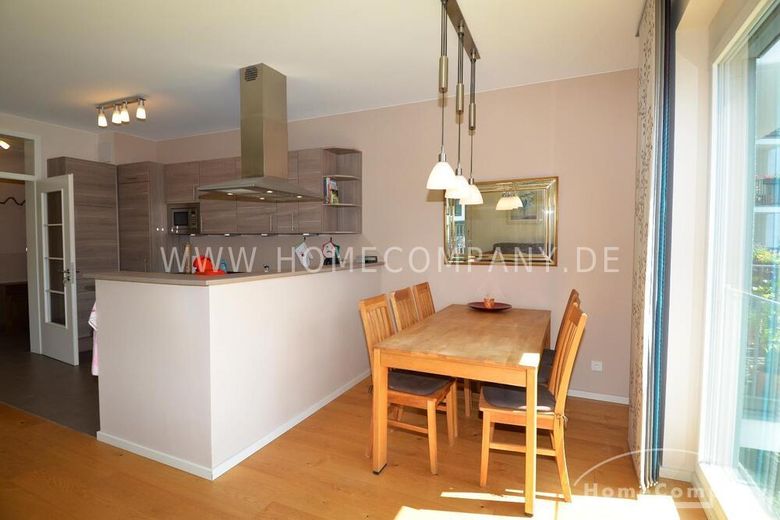 Lichtdurchflutete, große 2-Zimmer-Wohnung in Mitte, möbliert – cf1de0b2e72fe13fd339c42dab2e46c755bdc294.jpg