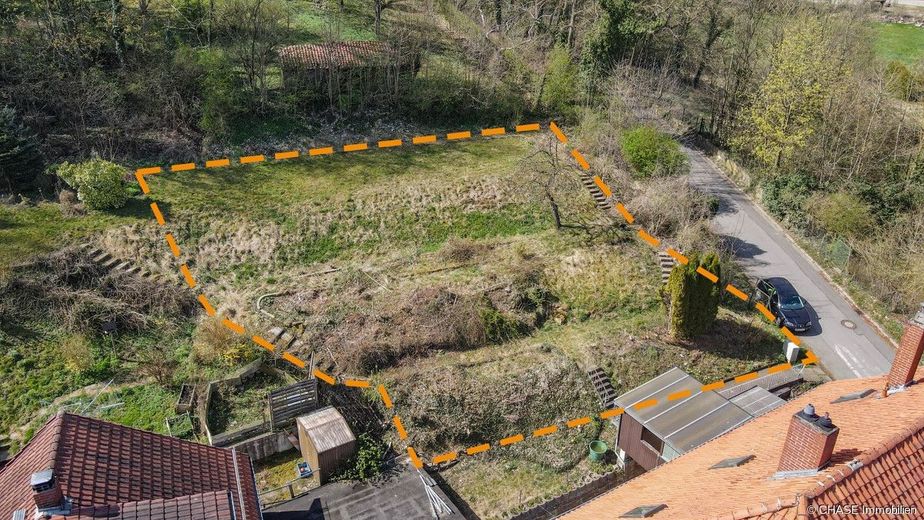 Einzigartiges Baugrundstück mit traumhaftem Weitblick in Hanglage Lauensteins - Bautraum in Idylle! – Luftaufnahme - seitlich (gezeichnet)
