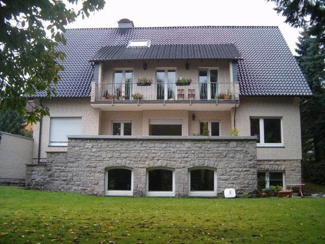 Hausansicht vom Garten