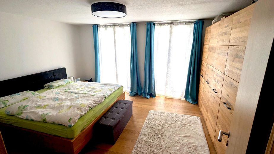 Neuwertige Doppelhaushälfte in Ebersbach/Fils – Schlafzimmer