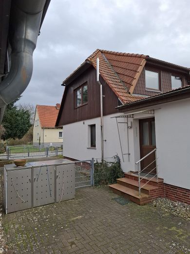Nebeneingang Wohnhaus