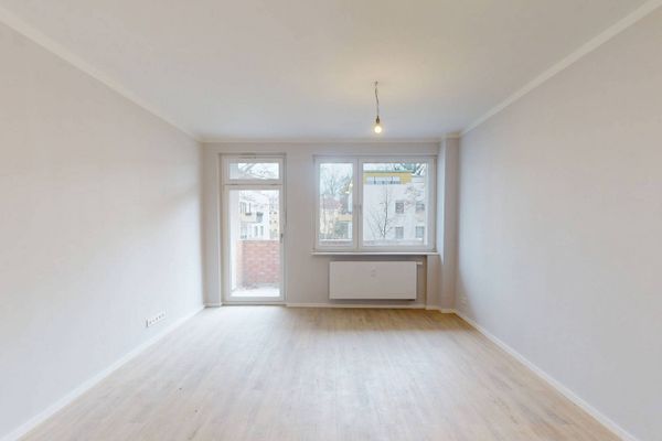 Vollständig renovierte 2-Zimmer-Wohnung mit BALKON, saniertem Bad und moderner EBK
