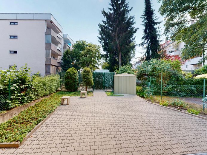 Mehrfamilienhaus mit 5 Wohneinheiten und Entwicklungspotenzial in Nürnberg-Mögeldorf – ordentliches Grundstück