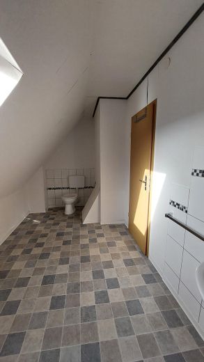 Bad Dachgeschoß