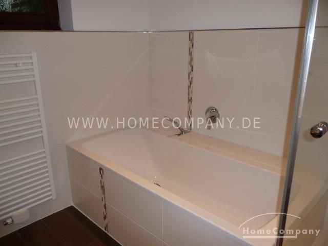 شقة من 4 غرف، مفروشة، الطابق الأرضي، تراس. – 784e010eb229820b57b0e48cff6e3f59163f64f8.jpg