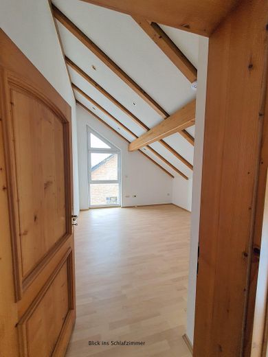 Due immobili versatili in un unico pacchetto /  È possibile anche la vendita separata! – Haus 8b Elternschlafzimmer