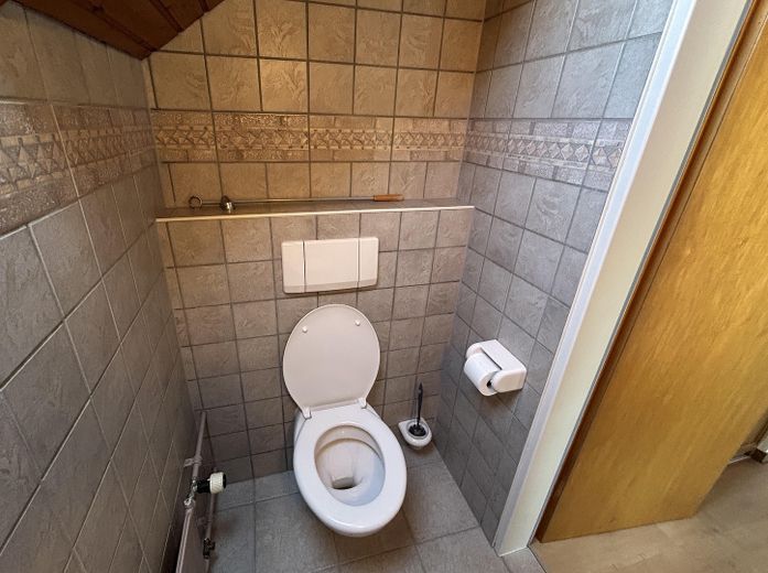 Appartamento mansardato di 3 locali + ufficio – WC