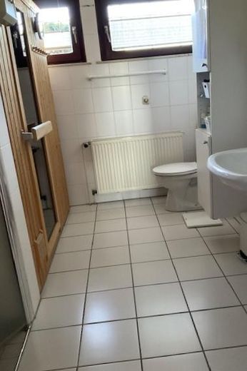 Duschbad mit Sauna EG