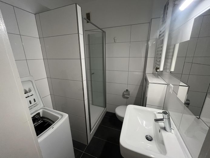 Helle 1-Zimmer-Wohnung mit optimaler Raumaufteilung in zentraler Lage von Karlsruhe – Foto 3