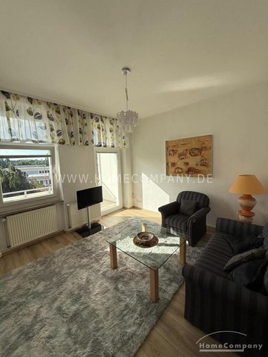 Bellissimo e accogliente appartamento di 2 locali, arredato, con balcone esposto a ovest, posto auto. – d21422531a47fccbda45a77c324bdd7b3a426f6a.jpg