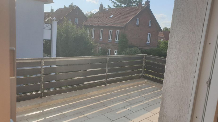 charmante Wohnung in Sarstedt mit Terasse 100 qm – Terasse
