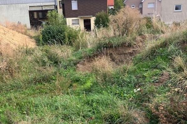 Sehr schönes und sonniges Grundstück in gefragter Lage