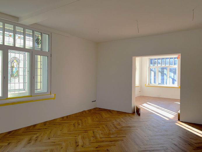 Prima occupazione - Luminoso appartamento di 3 stanze in posizione privilegiata - adatto per WG – Foto 2