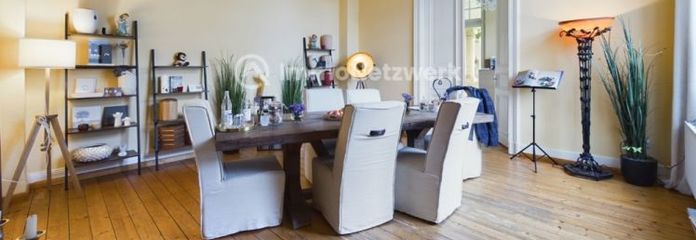 vacant***magnifique unité dans un immeuble ancien avec terrasse, située dans le très prisé quartier Südstadt de Bonn***
