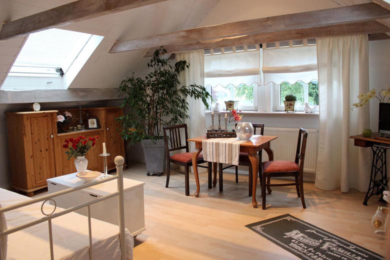 Wohnzimmer Obergeschoss links