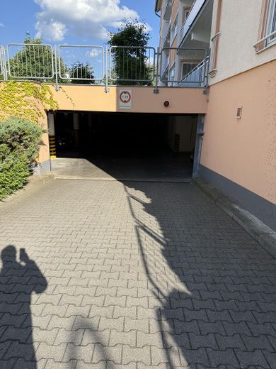 Einfahrt Tiefgarage