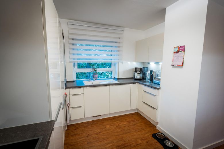 Appartement de 5 pièces de 172 m² sur un seul niveau – spacieux et adapté aux personnes âgées – Küche