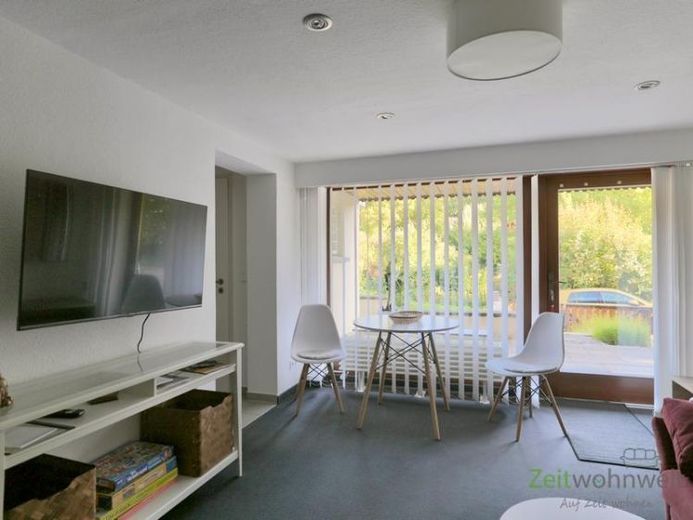 (EF1315_M) Erfurt: Brühlervorstadt, kleines möbliertes 2-Zimmer-Apartment mit Terrasse, an Wochenendheimfahrer – Foto 1