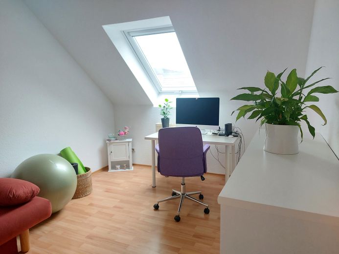 Eigennutzer aufgepasst: Helle, neuwertige Eigentumswohnung in Differten zu verkaufen! – Büro,Kinderzimmer, Gästezimmer