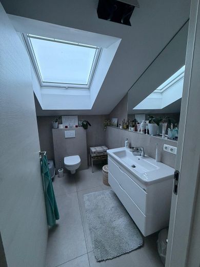 Appartamento mansardato in posizione premium con vista panoramica – Foto 7