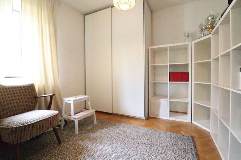 WRS Immobilien - käuferprovisionsfrei - Alzenau - Generationenhaus oder Wohnen + Arbeiten in Einem – Siedlungshaus - EG - Ankleidezimmer