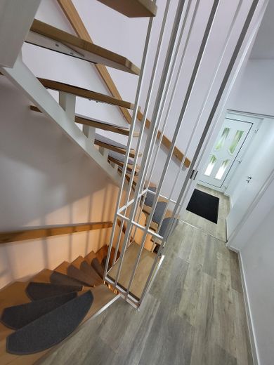 KERNSANIERTES RMH | CA. 170 m² WOHNFLÄCHE | AUFSTOCKUNG WIRD AKTUELL REALISIERT | PROVISIONSFREI – Foto 4