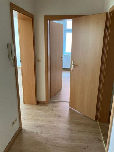 *** Großzügige 2-Zimmer mit Laminat und Wanne in guter Lage!!! *** – PHOTO-2022-05-23-12-25-03