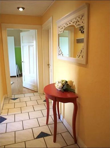 Apartment mit Aussicht chic möbliert 35qm Elberfeld Nähe Rathaus, St. Josef, Bayer + Nordbahntrasse – Diele