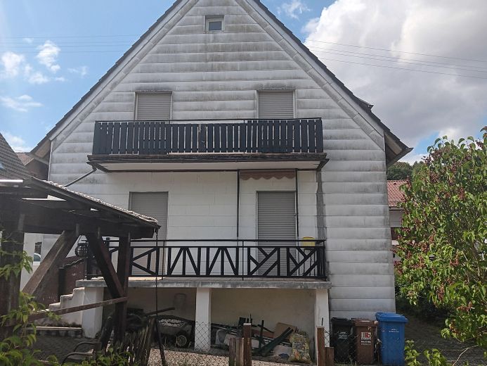 Verkaufe 2 Familien Haus mit Großem Grundstück  im sanierungsbedürftigen Zustand. – Foto 12