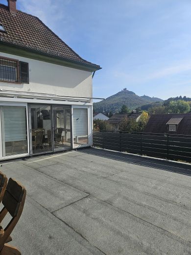 Stattliches Anwesen – Große Terrasse