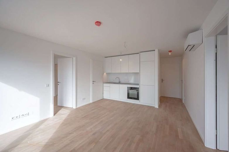 Helle Dachgeschosswohnung mit Einbauküche – IMG_0772