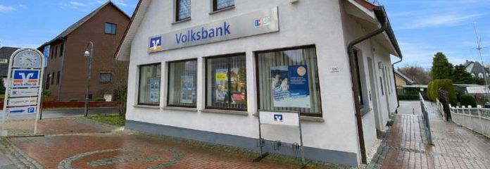 Freistehendes Wohn- und Geschäftshaus mit zusätzlichem 
Baugrundstück!