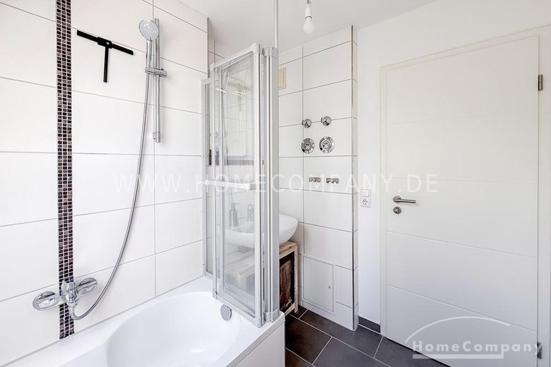 28084 HomeCompany Dresden Möbliert/Furnished 2- Zimmer Apartment mit Balkon in Dresden- Laubegast max. 2 Personen – 3bfbe19f377355a92efc346132db4649aa299d9c.jpg