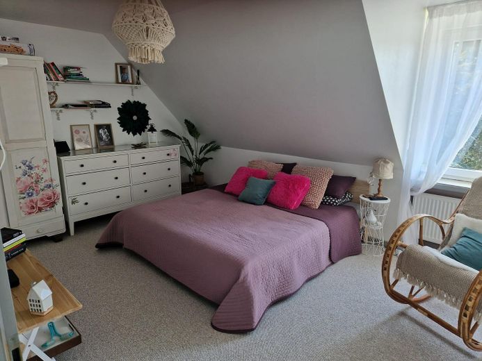 Schlafzimmer DG