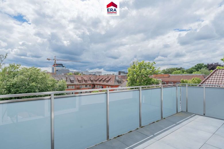 Modernisierte Maisonette-Wohnung im Herzen von Ludwigsburg – Balkon unten