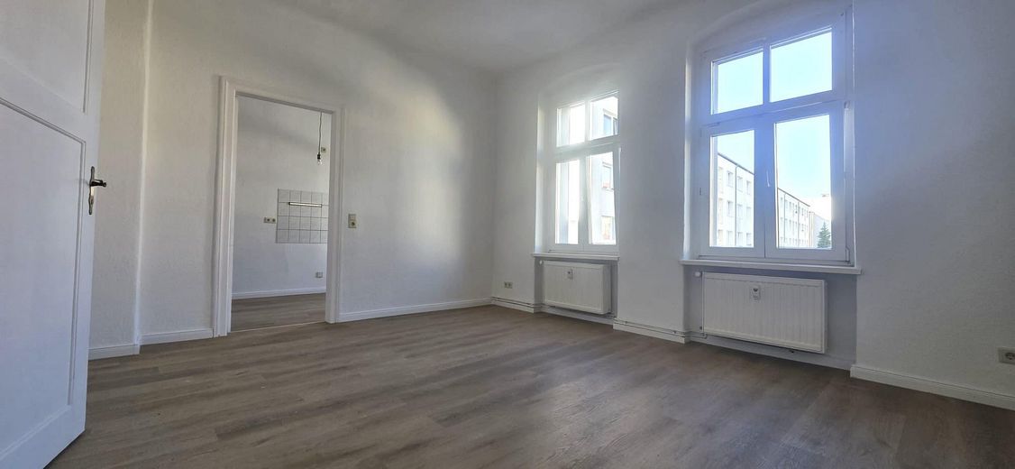Zwei schöne sanierte 1- Zimmerwohnung im 2 OG / 3OG frei – Foto 3