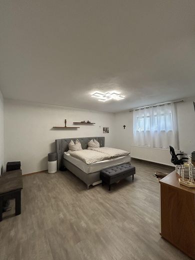 Schlafzimmer unten