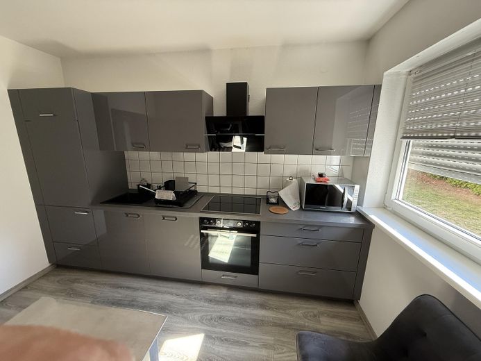 Großzügige 3-Zimmer-Erdgeschosswohnung in Eisenberg – Foto 9
